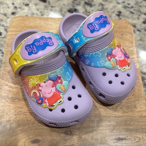 PEPPA PIG LAVENDER PURPLE TODDLER CROCS SIZE 5 - Picture 3 of 11